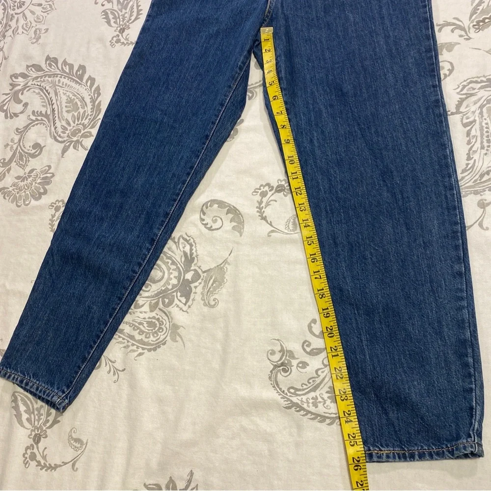 Vintage Levis High Waisted‎ Elastic
Mom Jeans - Picture 5 of 9